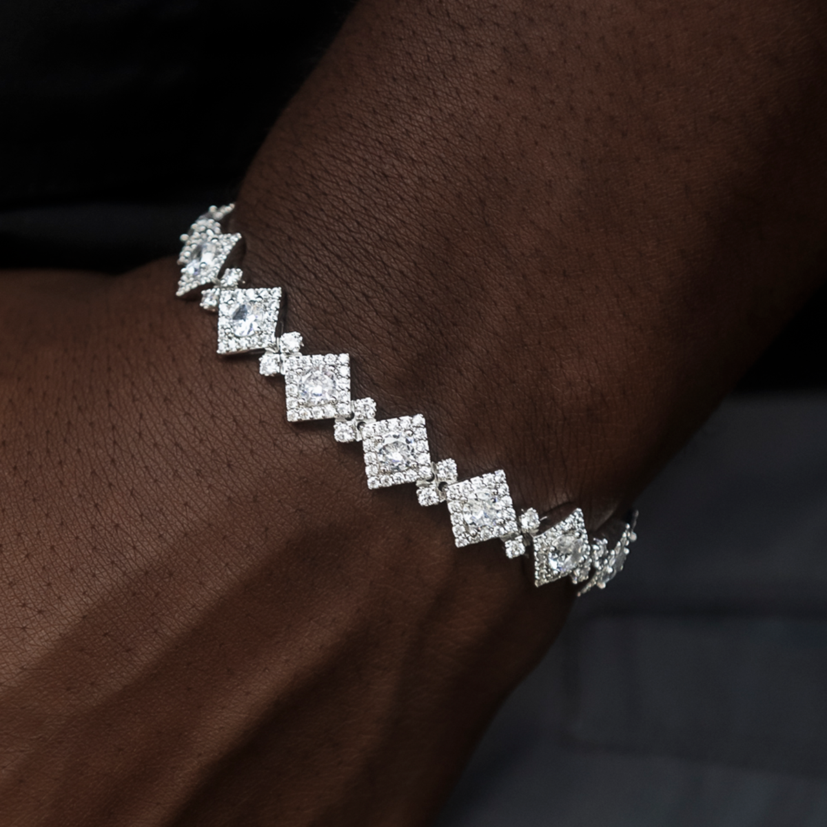 Cloister Link Bracelet in White Gold