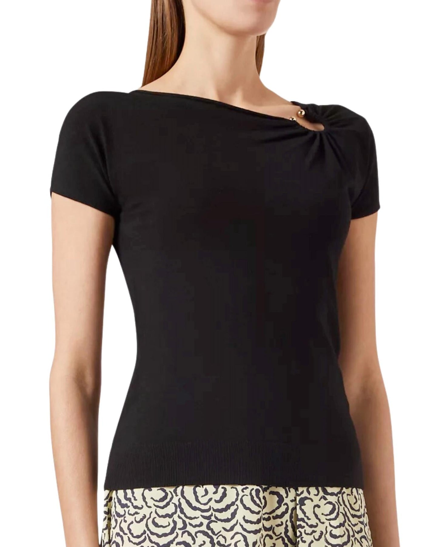 Baobab Short Sleeve Asymmetrical Tee In Black